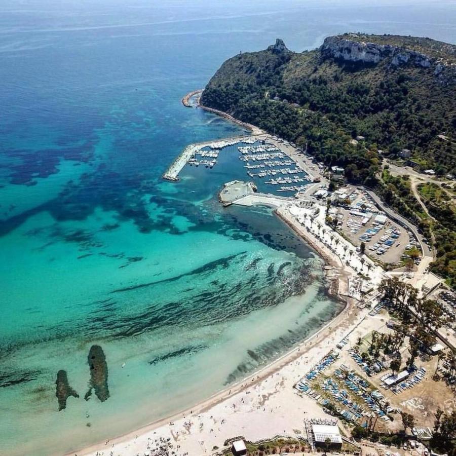 B&B Pothos - Eng Ita - Air Conditioning Wi-Fi Fridge Netflix Local Guide - Aria Condizionata, Frigo, Internet, Guida Locale Cagliari Luaran gambar