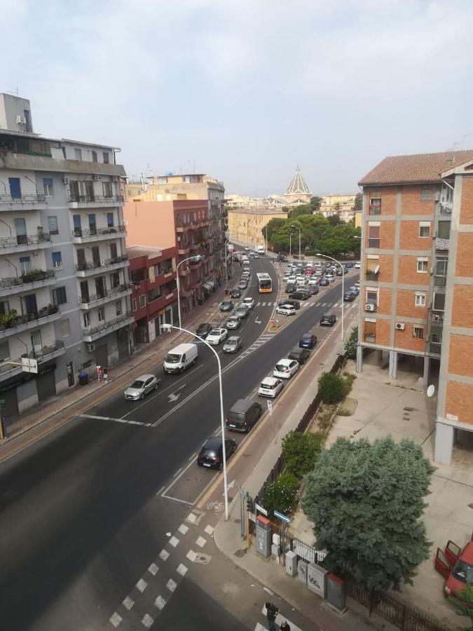 B&B Pothos - Eng Ita - Air Conditioning Wi-Fi Fridge Netflix Local Guide - Aria Condizionata, Frigo, Internet, Guida Locale Cagliari Luaran gambar