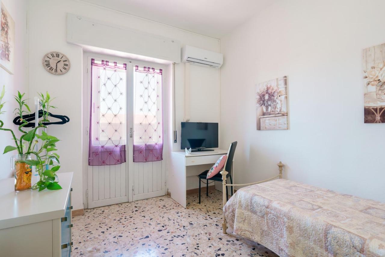 B&B Pothos - Eng Ita - Air Conditioning Wi-Fi Fridge Netflix Local Guide - Aria Condizionata, Frigo, Internet, Guida Locale Cagliari Luaran gambar