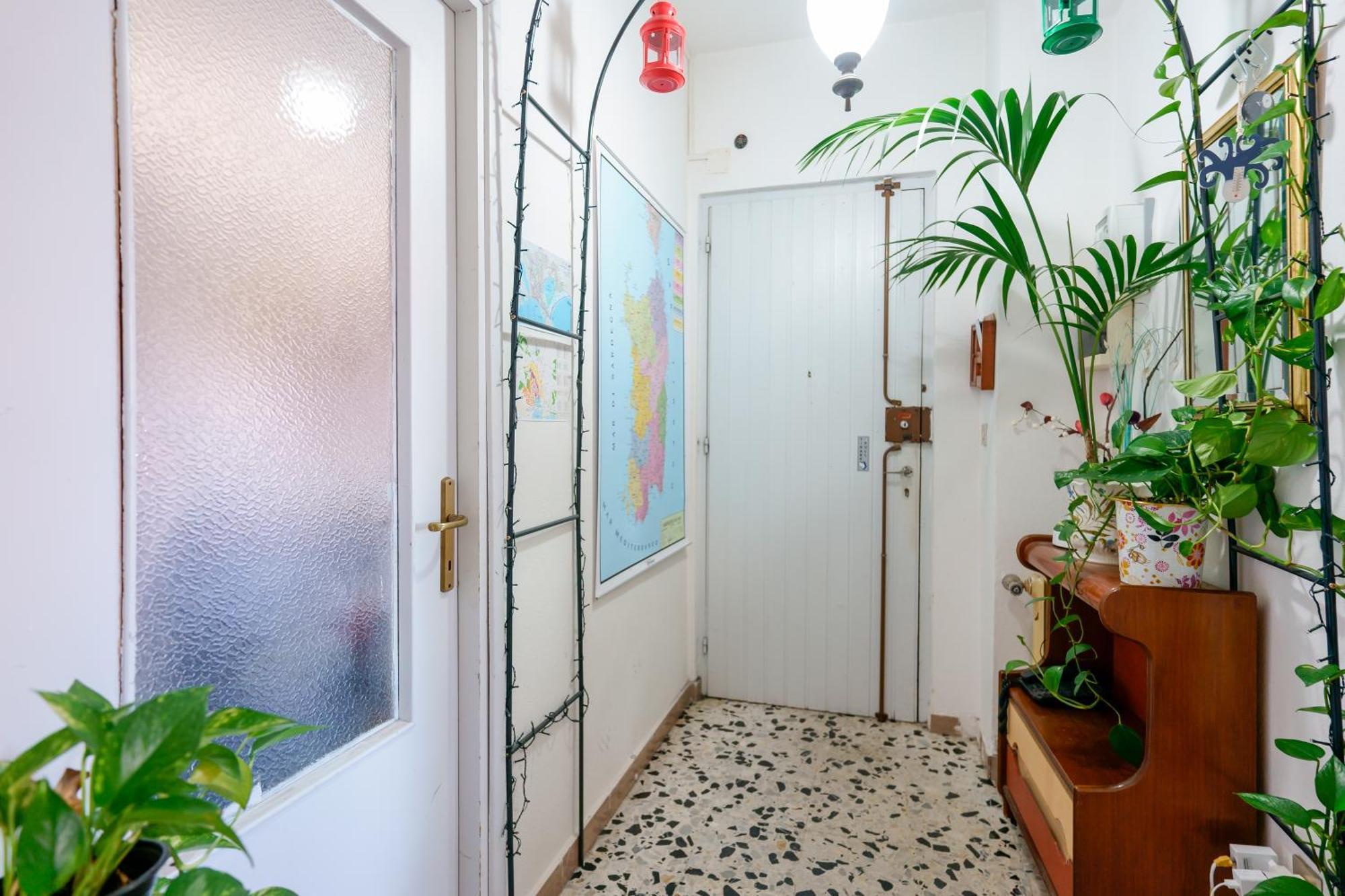 B&B Pothos - Eng Ita - Air Conditioning Wi-Fi Fridge Netflix Local Guide - Aria Condizionata, Frigo, Internet, Guida Locale Cagliari Luaran gambar